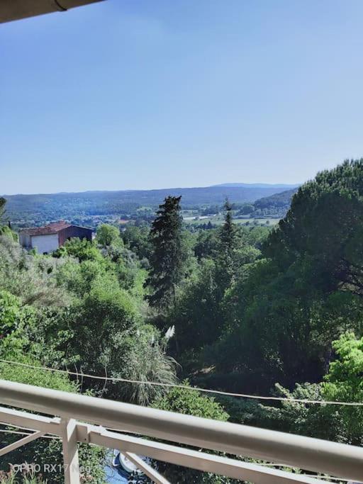 Appartement Au Coeur Du Village De Callian Екстер'єр фото