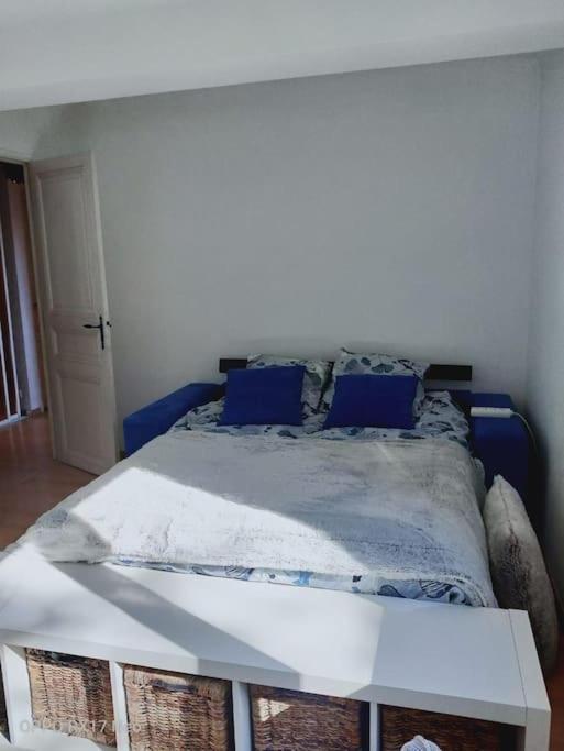 Appartement Au Coeur Du Village De Callian Екстер'єр фото