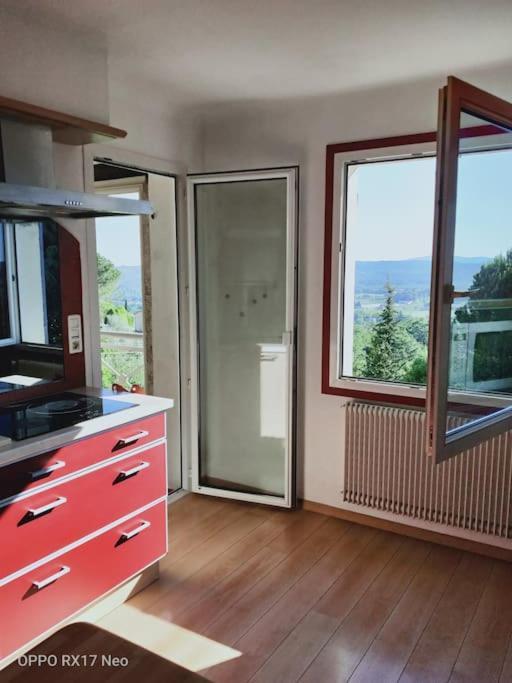 Appartement Au Coeur Du Village De Callian Екстер'єр фото
